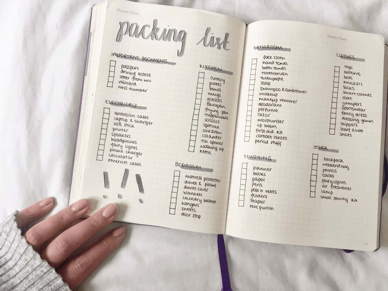 Bullet Journal For School - packing list by @minimaliststudy | Masha Plans