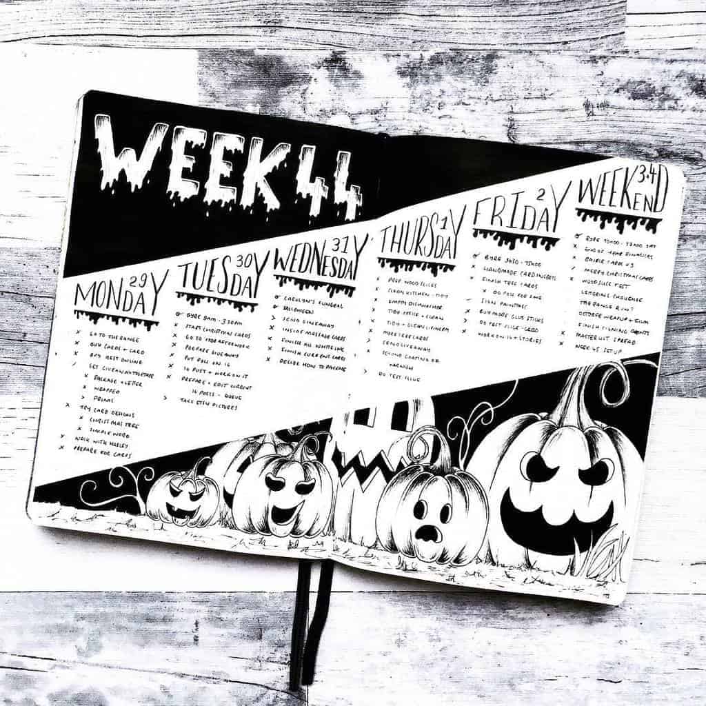 Halloween Bullet Journal Weekly Spread by @hayleyremdeart | Masha Plans