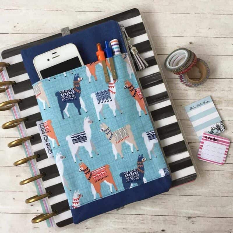 Bullet Journal gift ideas - pencil pouch | Masha Plans