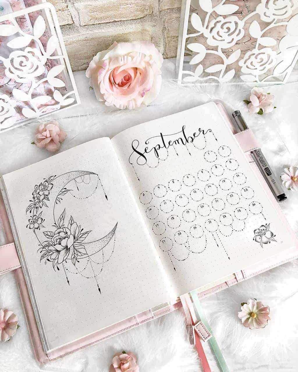 Boho Bullet Journal Theme Inspirations - spread by @bella_rica_design | Masha Plans