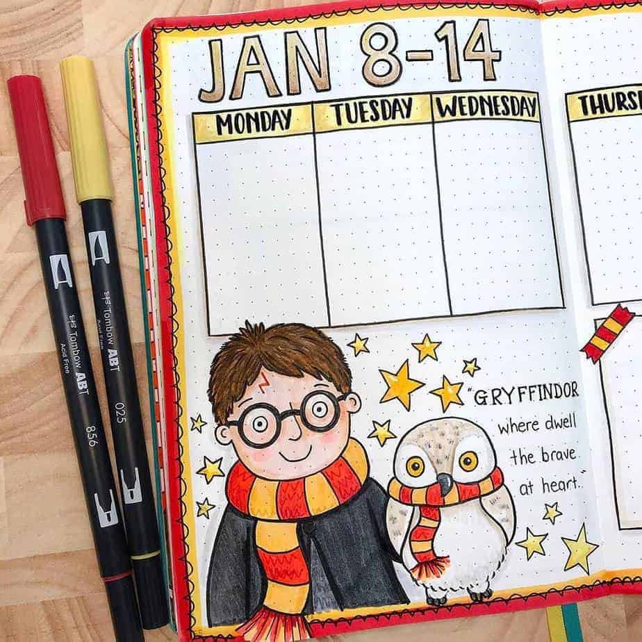Harry Potter Bullet Journal Theme Inspirations - weekly spread by @katylatehadfield | Masha Plans