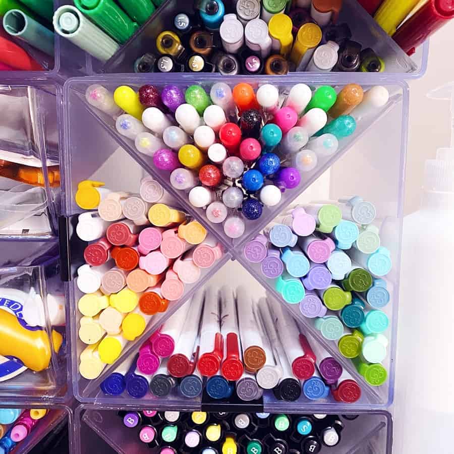 Archer and Olive Acrylograph Pens Storage | Masha Plans